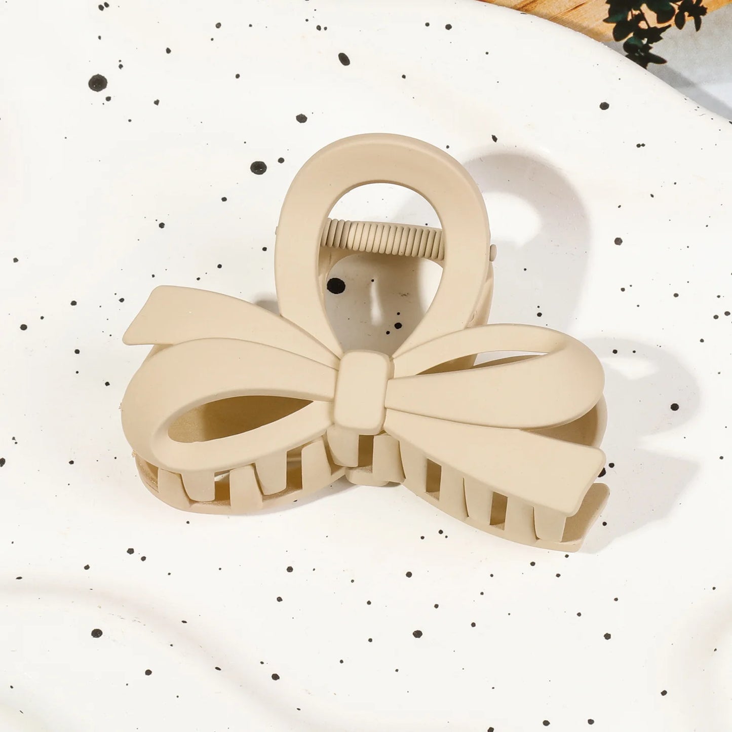 म्याट बो ठूलो कपालको पञ्जा क्र्याब कोरिया महिला ठोस एक्रिलिक कपाल क्लिप हेयरपिन केटीहरू पोनीटेल कपालका सामानहरू ब्यारेट्स हेडब्यान्डहरू