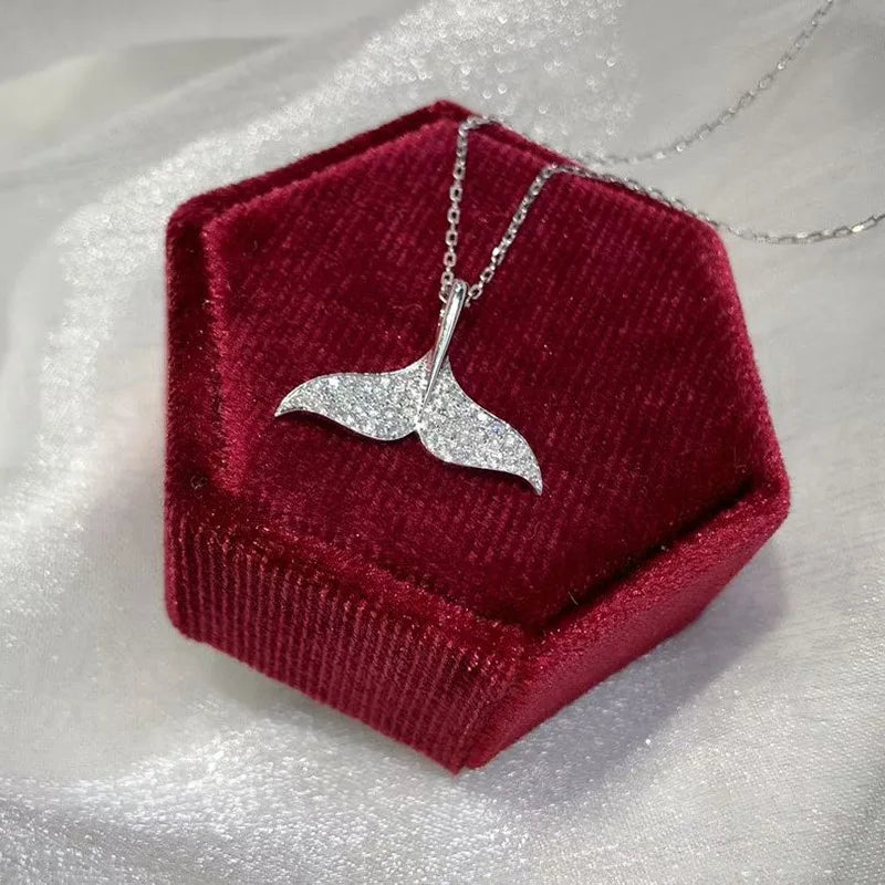 Sweet Zircon Mermaid Tail Pendant Necklace for Women, 925 Silver Plated Fashion Collarbone Chain, Perfect for Parties and Weddin