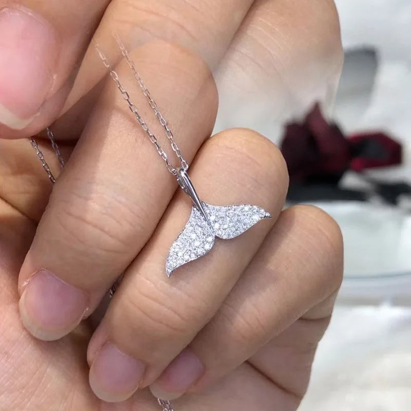 Sweet Zircon Mermaid Tail Pendant Necklace for Women, 925 Silver Plated Fashion Collarbone Chain, Perfect for Parties and Weddin