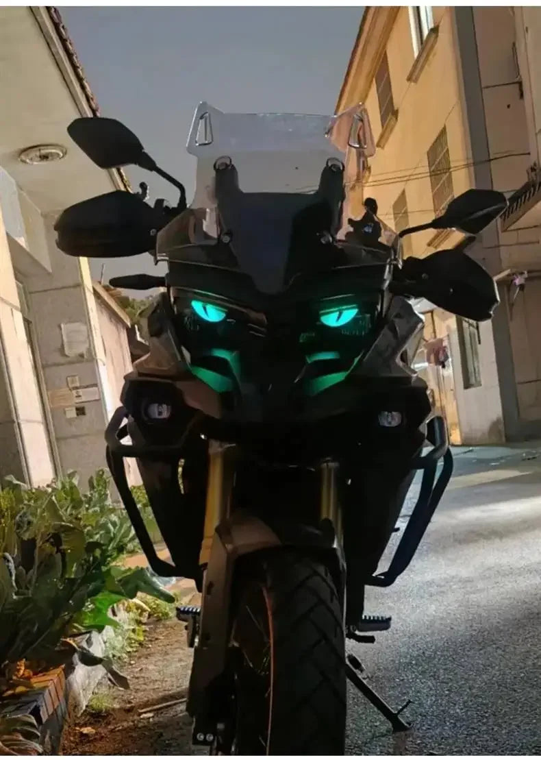 3D Devil's Eye Luminous Stickers, Motorcycle Helmets Sticker, Night Light Decor,Car Reflective Stickers, Stickers for KTM, Honda