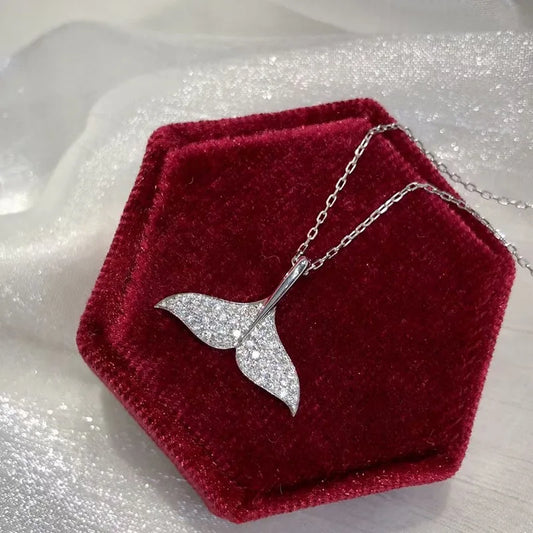 Sweet Zircon Mermaid Tail Pendant Necklace for Women, 925 Silver Plated Fashion Collarbone Chain, Perfect for Parties and Weddin