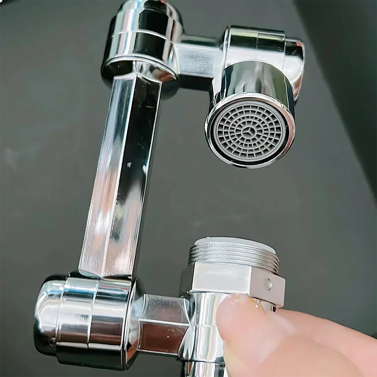 नल युनिभर्सल रोटेशन स्प्ल्याश-प्रुफ डिजाइन मल्टी-एडाप्टर हेड सुरक्षित पिउने पानी भान्साको बाथरूम सहित